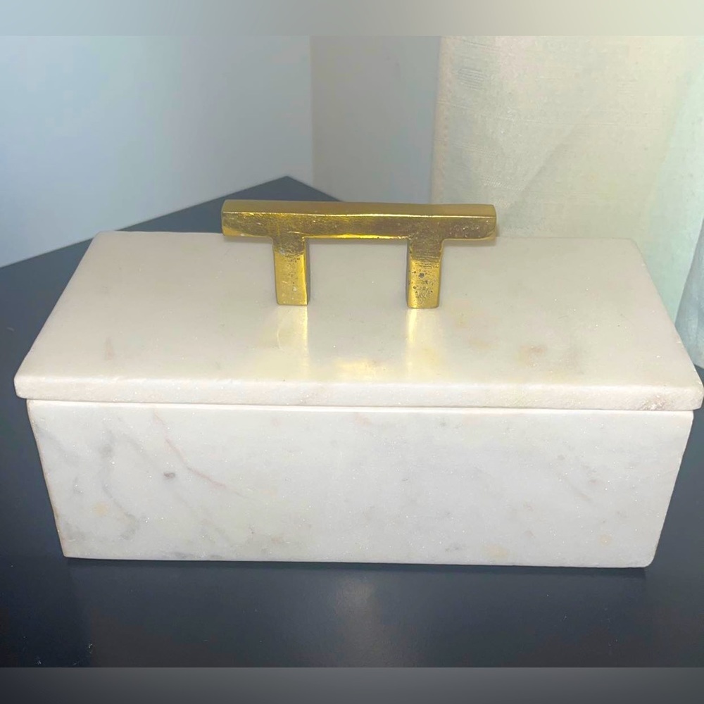 Luxury marble jewelry or trinket box